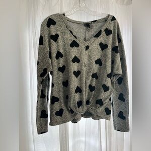 A Byer Heart Gray Sweater Shirt Knot Front Size Medium Long Sleeve Cute Cozy